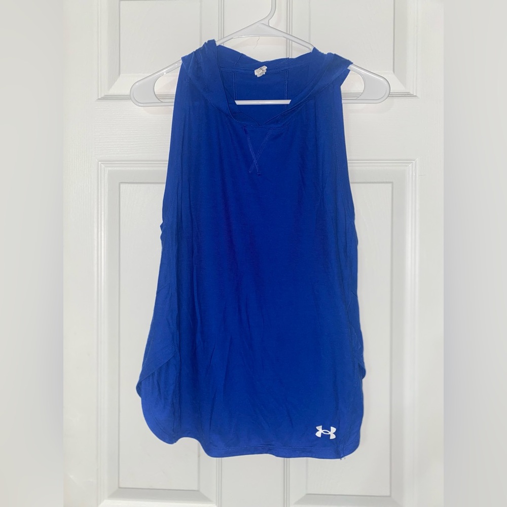 Under Armour Tank with hood - M